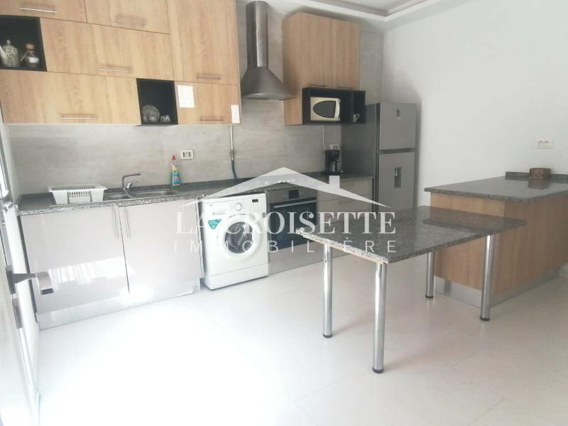 Duplex S+3 meublé à La Marsa
